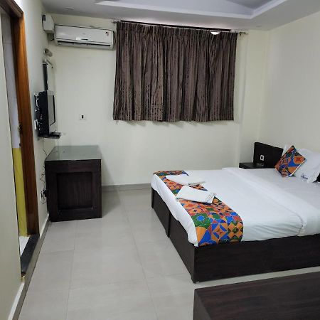 Westernsuites Hotel / Spa Bangalore Eksteriør billede