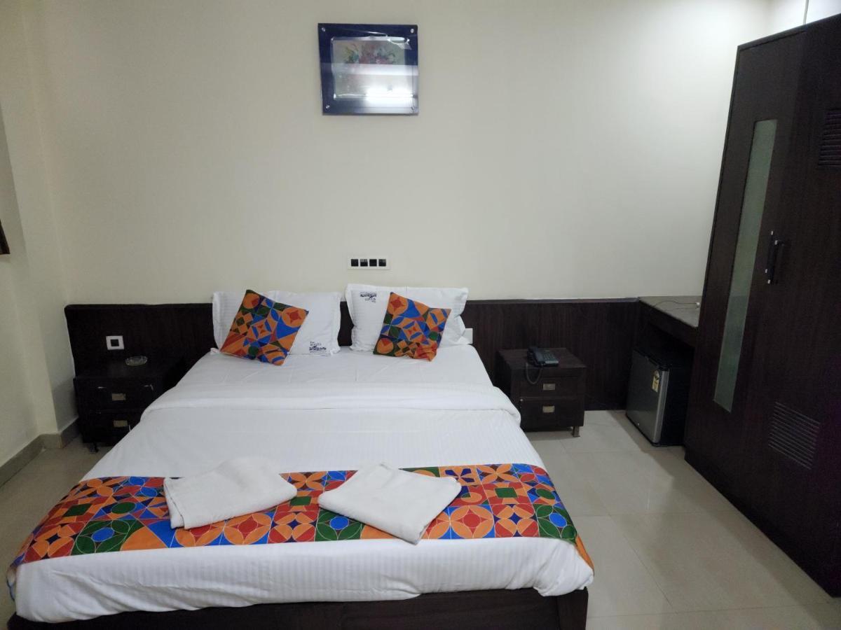 Westernsuites Hotel / Spa Bangalore Eksteriør billede