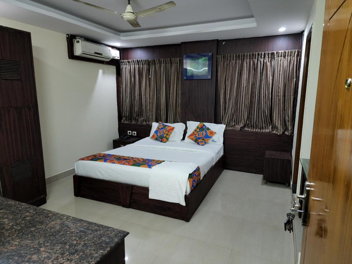 Westernsuites Hotel / Spa Bangalore Eksteriør billede