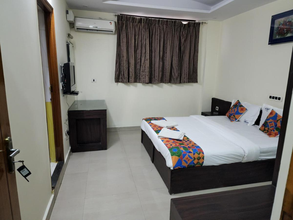 Westernsuites Hotel / Spa Bangalore Eksteriør billede